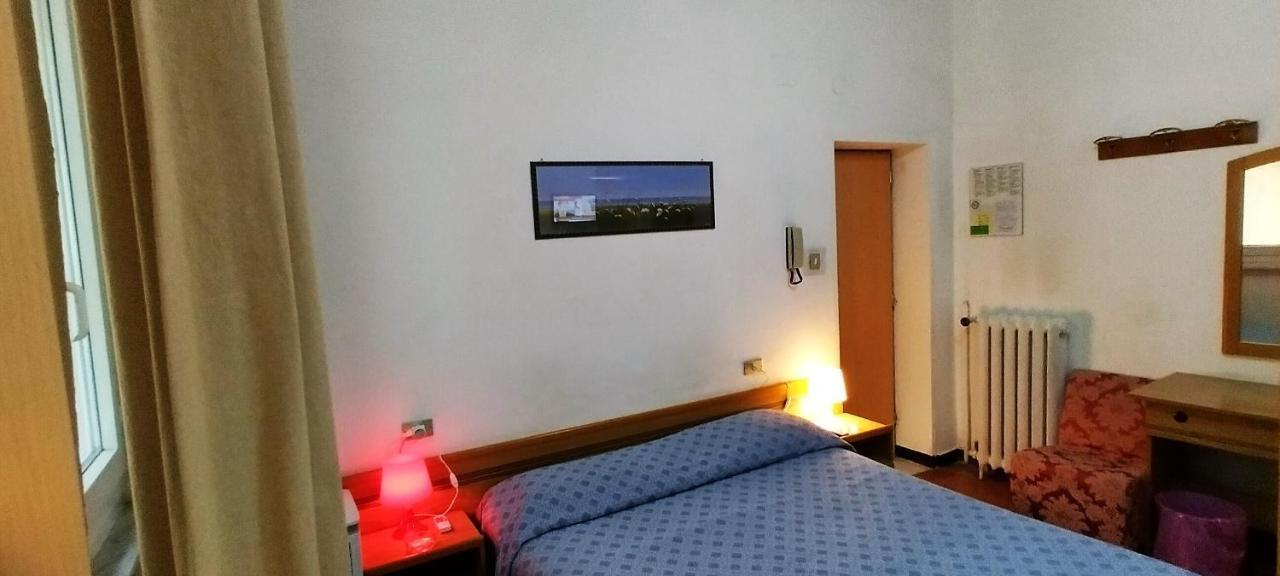 Hotel Major Genua Buitenkant foto